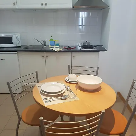 Colombo 4*