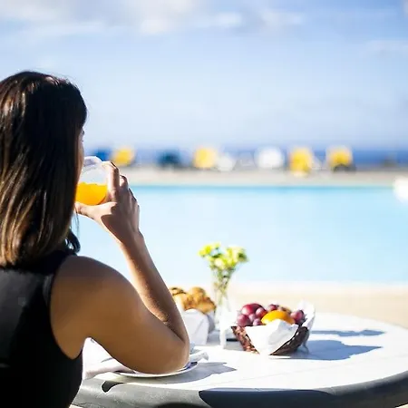 Colombo 4*