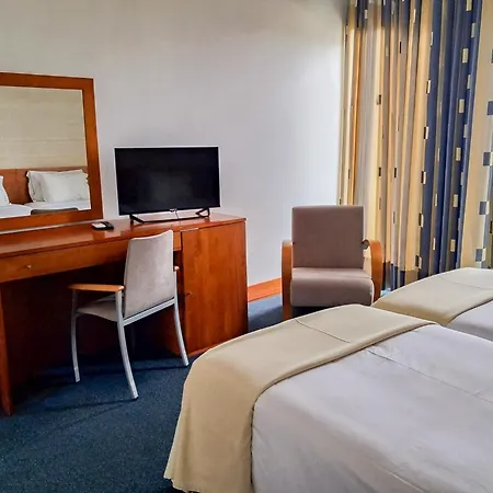 Colombo 4* Vila do Porto